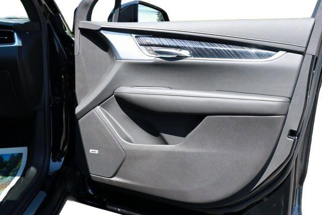 used 2024 Cadillac XT6 car, priced at $43,900