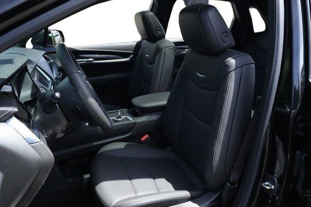 used 2024 Cadillac XT5 car, priced at $55,540