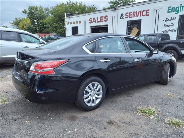 used 2014 Nissan Altima car