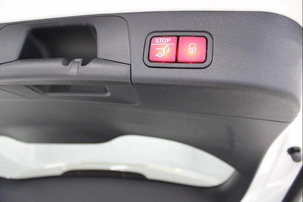 used 2024 Mercedes-Benz GLB 250 car, priced at $32,798