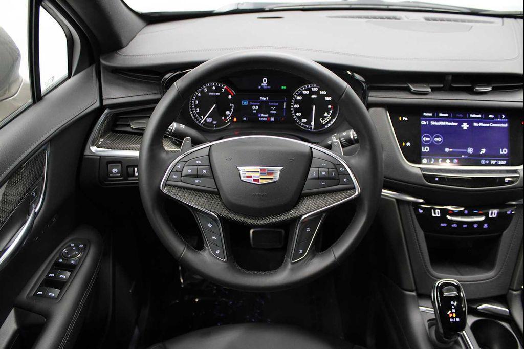 used 2022 Cadillac XT5 car, priced at $39,488