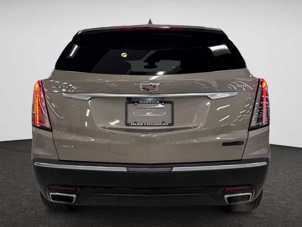 used 2022 Cadillac XT5 car, priced at $39,488