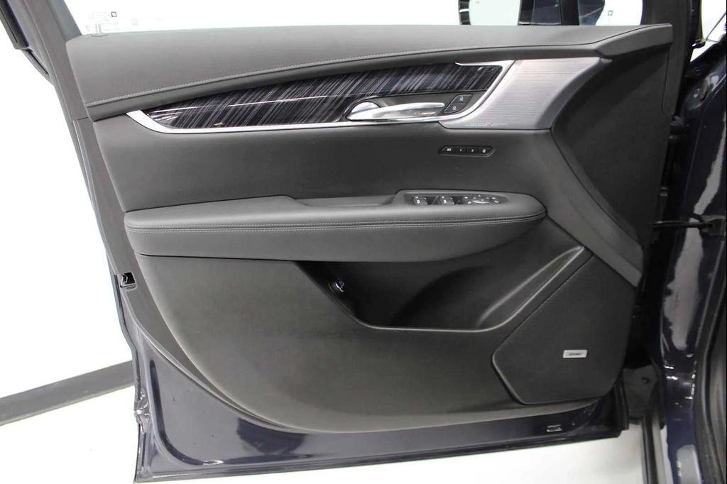 used 2025 Cadillac XT6 car, priced at $51,788
