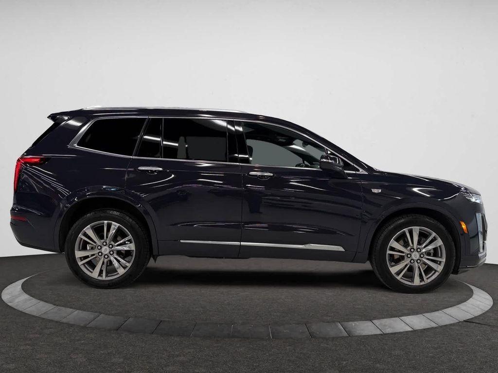 used 2025 Cadillac XT6 car, priced at $51,788
