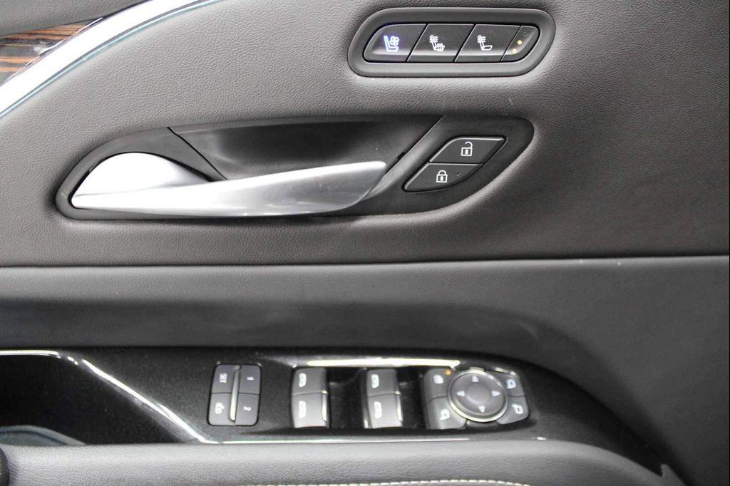used 2024 Cadillac Escalade car, priced at $80,998