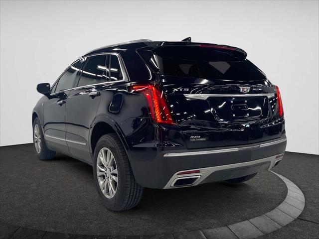 used 2022 Cadillac XT5 car, priced at $37,498