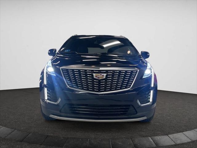 used 2022 Cadillac XT5 car, priced at $37,498