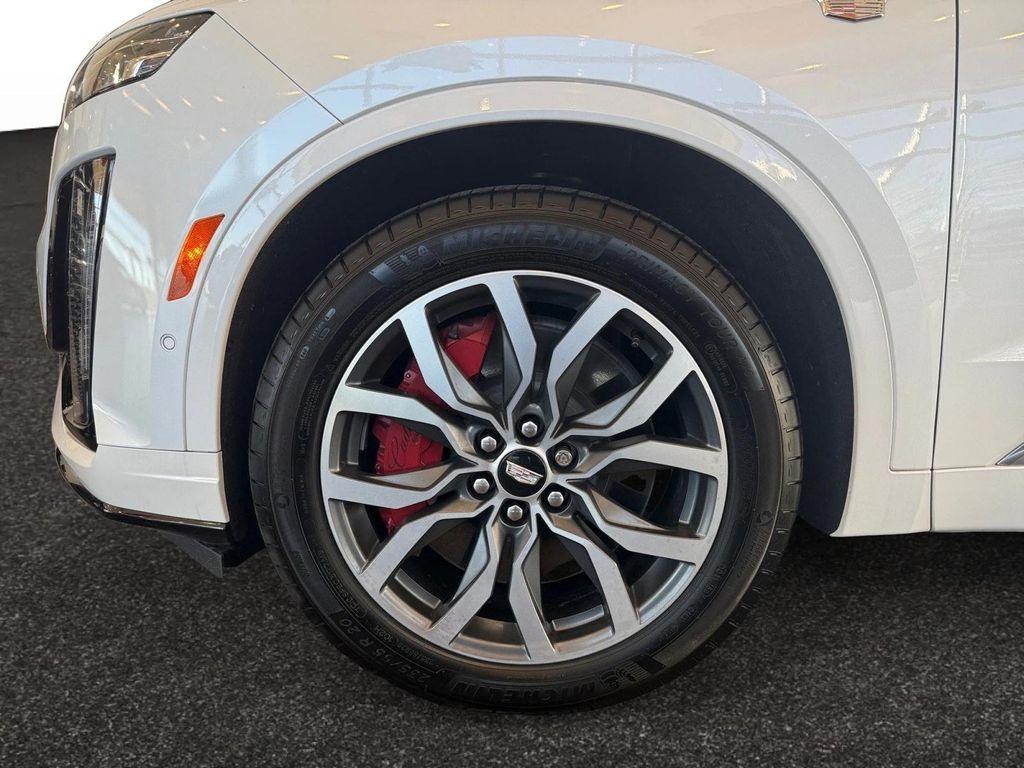 used 2024 Cadillac XT6 car, priced at $66,265