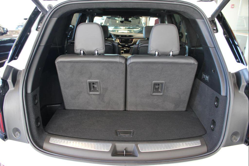 used 2024 Cadillac XT6 car, priced at $66,265