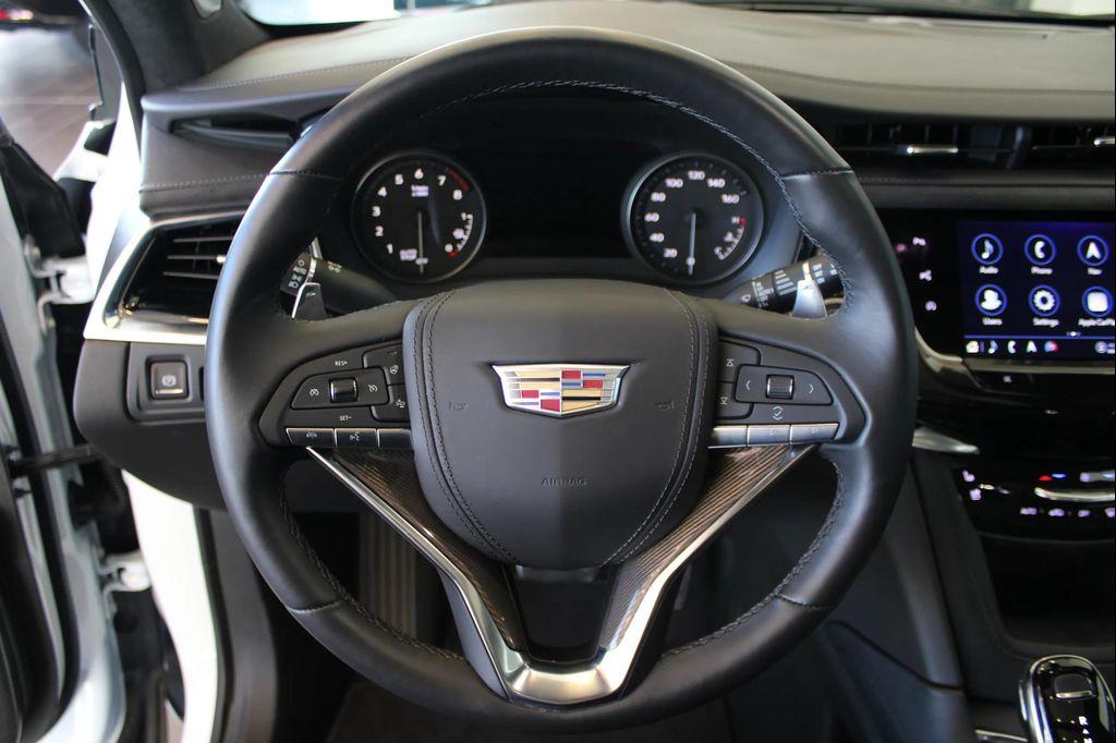 used 2024 Cadillac XT6 car, priced at $66,265