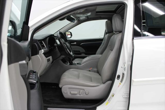 used 2018 Toyota Highlander car, priced at $25,998