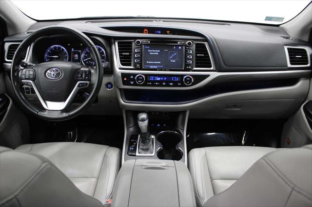 used 2018 Toyota Highlander car, priced at $25,998