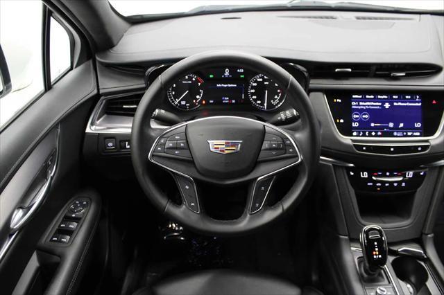 used 2021 Cadillac XT5 car, priced at $27,888