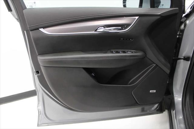 used 2023 Cadillac XT6 car, priced at $38,998