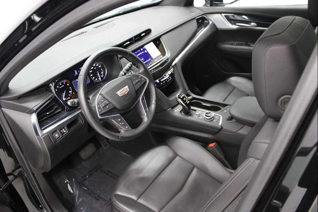 used 2024 Cadillac XT5 car, priced at $44,598