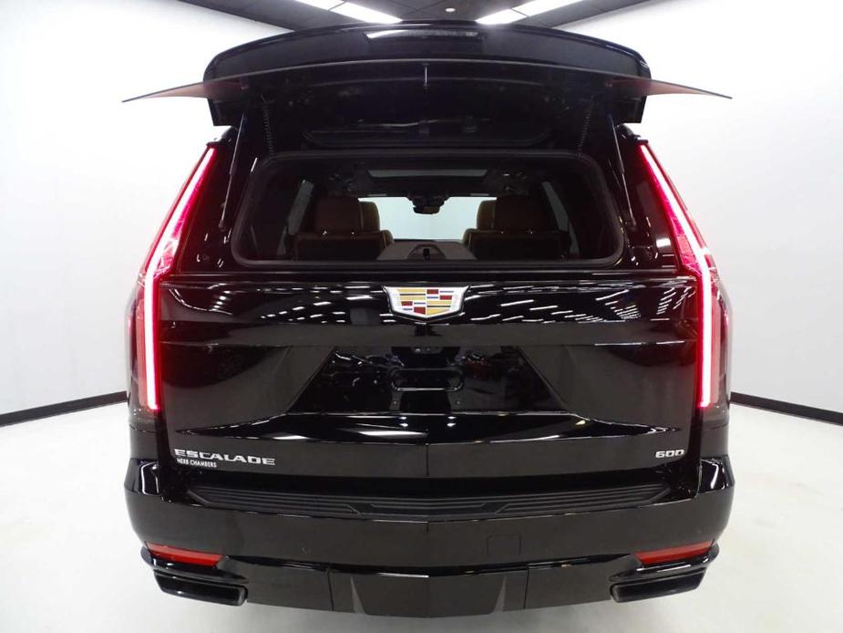 used 2021 Cadillac Escalade car, priced at $76,498