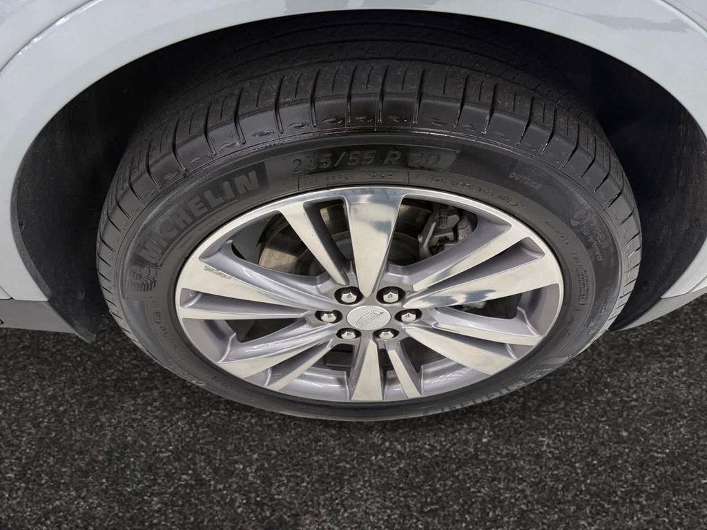 used 2025 Cadillac XT5 car, priced at $48,388