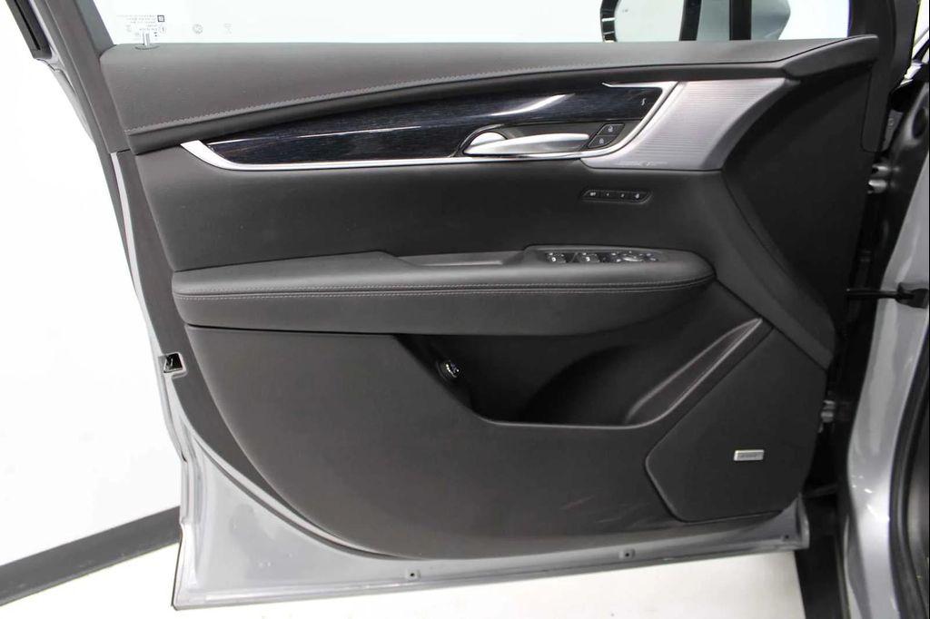 used 2025 Cadillac XT5 car, priced at $48,388