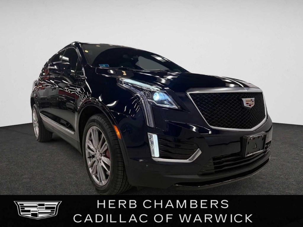 used 2022 Cadillac XT5 car, priced at $36,498
