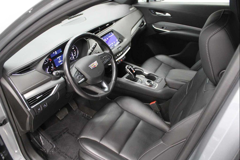 used 2023 Cadillac XT4 car, priced at $26,888