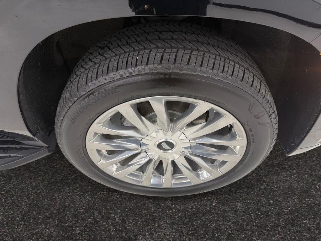 used 2022 Cadillac Escalade car, priced at $62,698