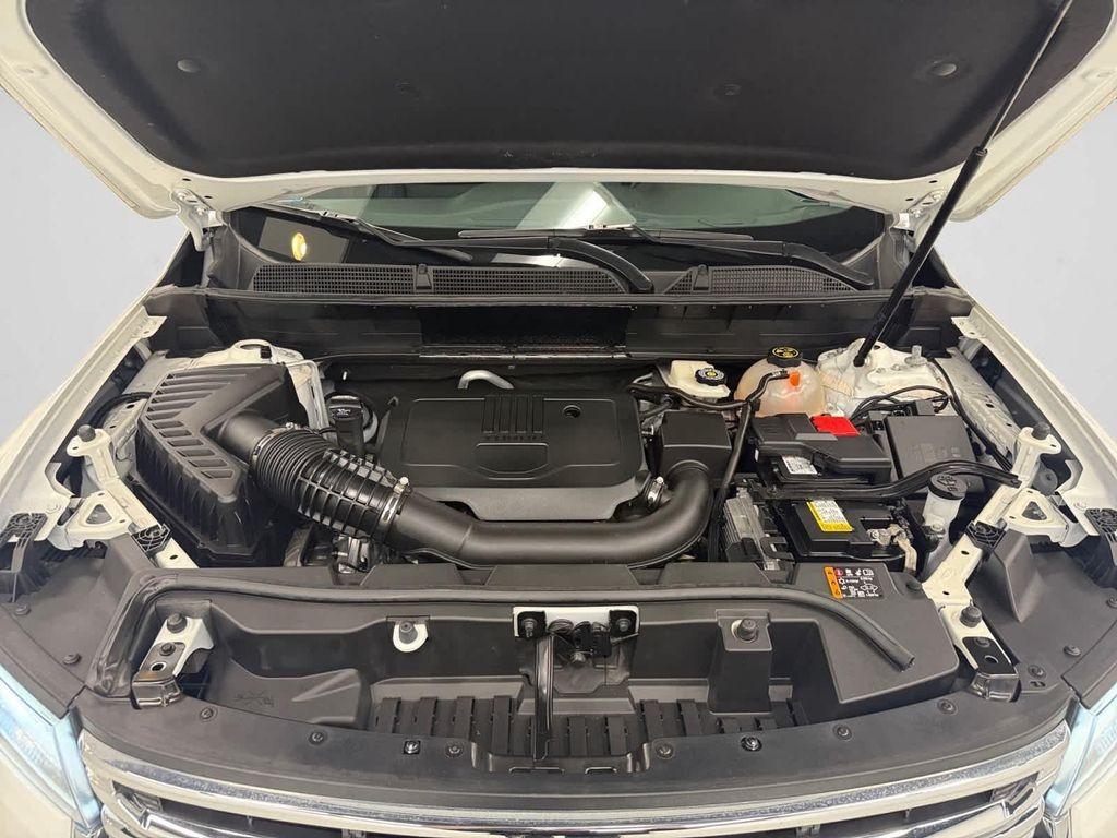 used 2023 GMC Acadia car, priced at $31,398