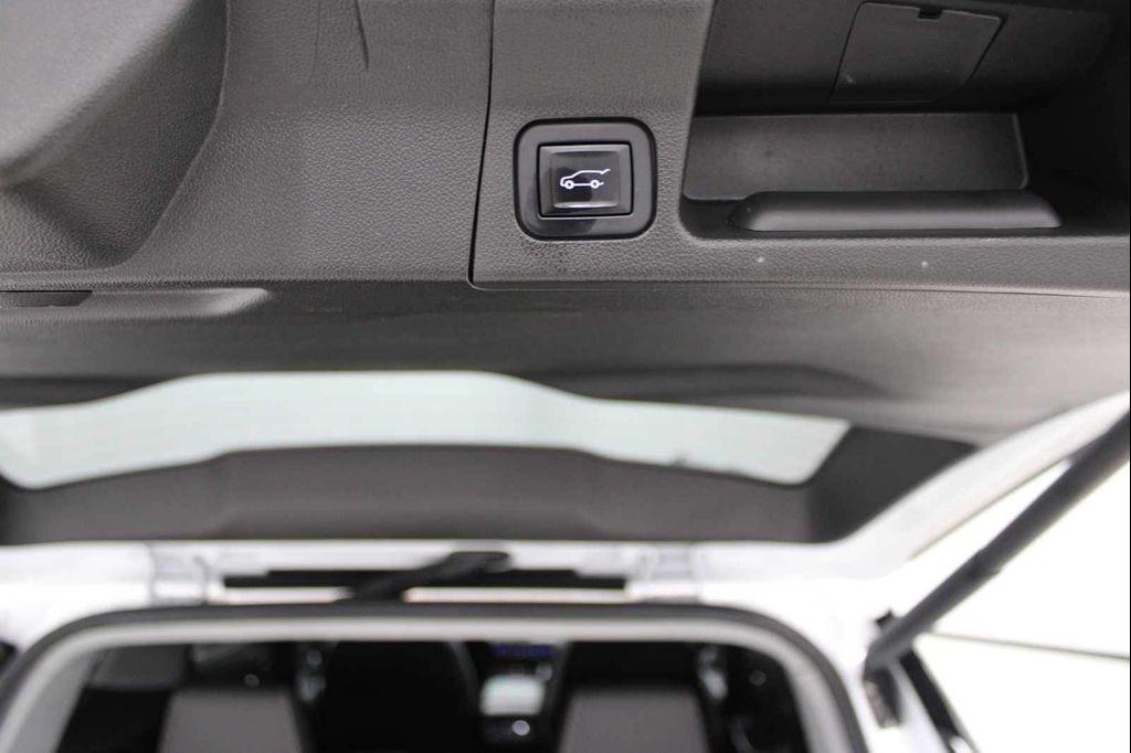 used 2023 GMC Acadia car, priced at $31,398