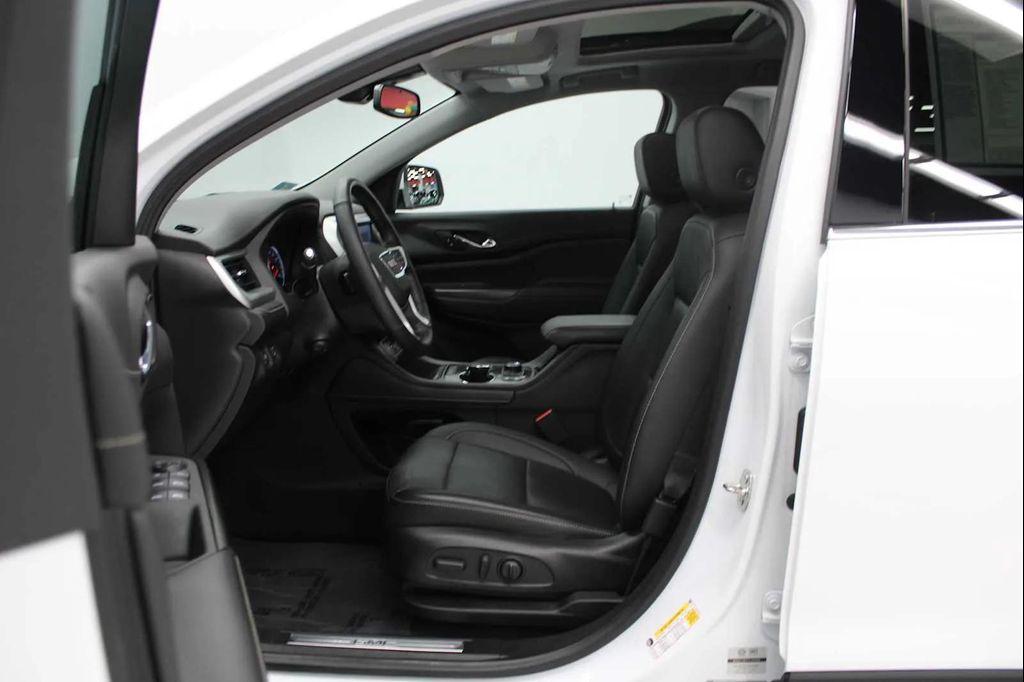 used 2023 GMC Acadia car, priced at $31,398