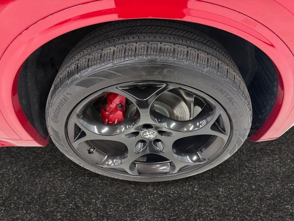 used 2022 Alfa Romeo Stelvio car, priced at $29,598