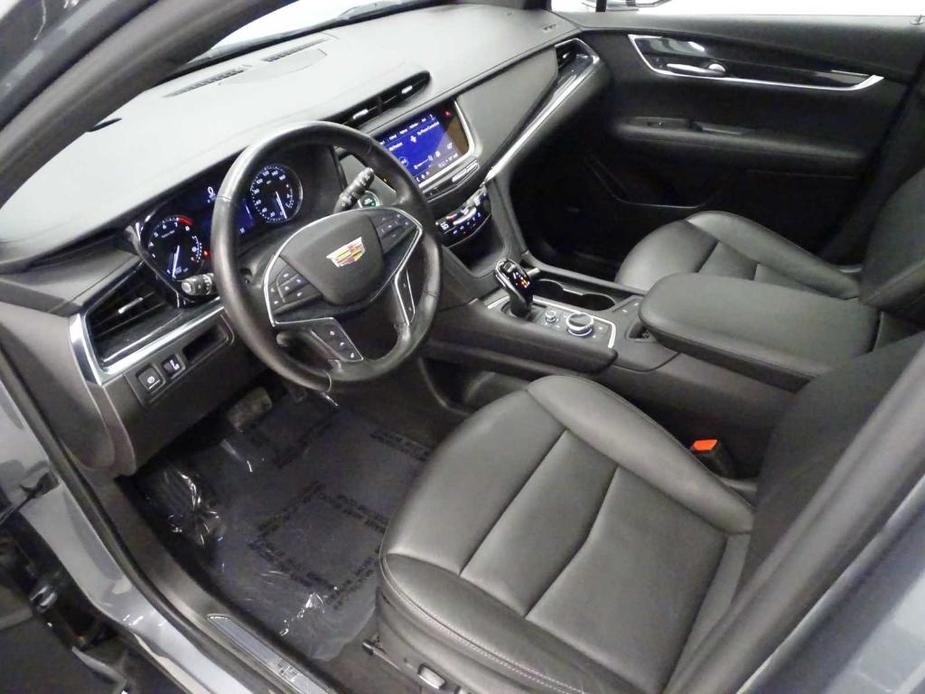 used 2021 Cadillac XT5 car, priced at $32,498