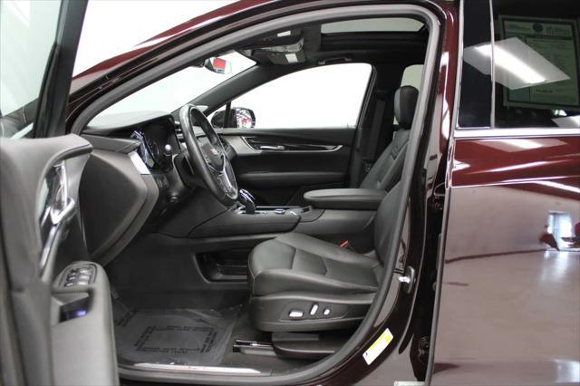 used 2021 Cadillac XT5 car, priced at $33,998