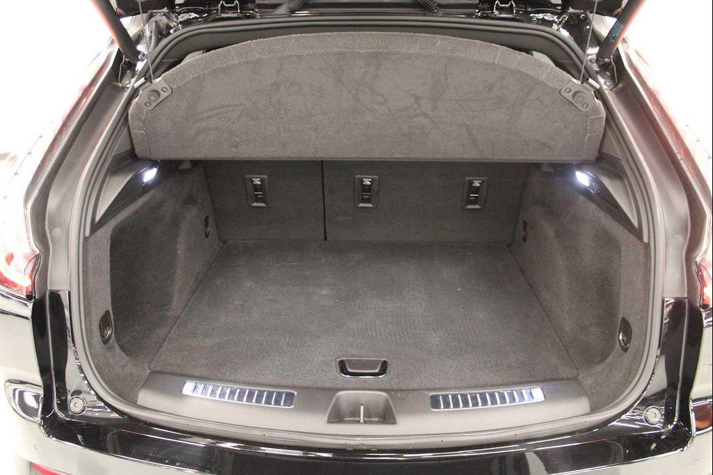 used 2023 Cadillac XT4 car, priced at $32,998