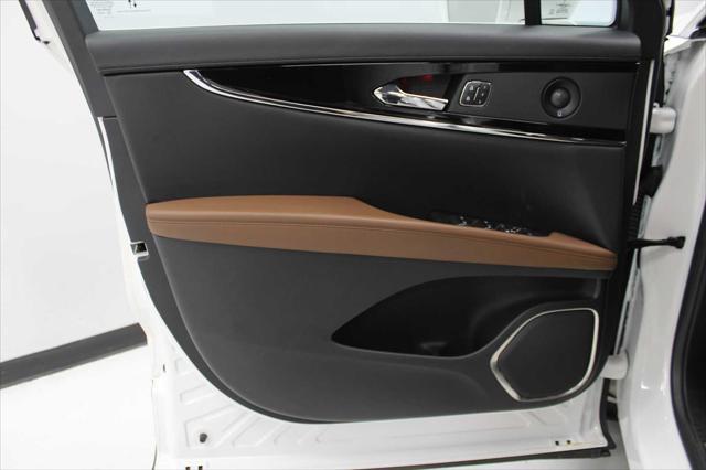 used 2021 Lincoln Nautilus car, priced at $34,888