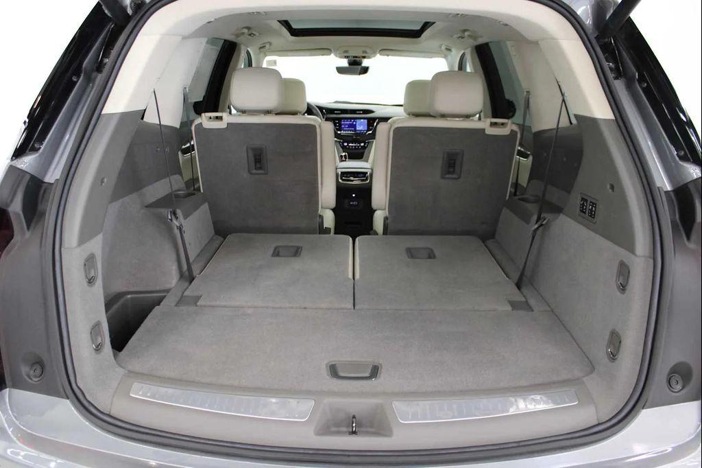 used 2024 Cadillac XT6 car, priced at $49,788