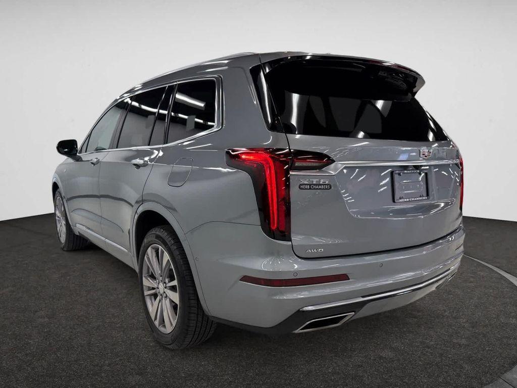 used 2024 Cadillac XT6 car, priced at $49,788