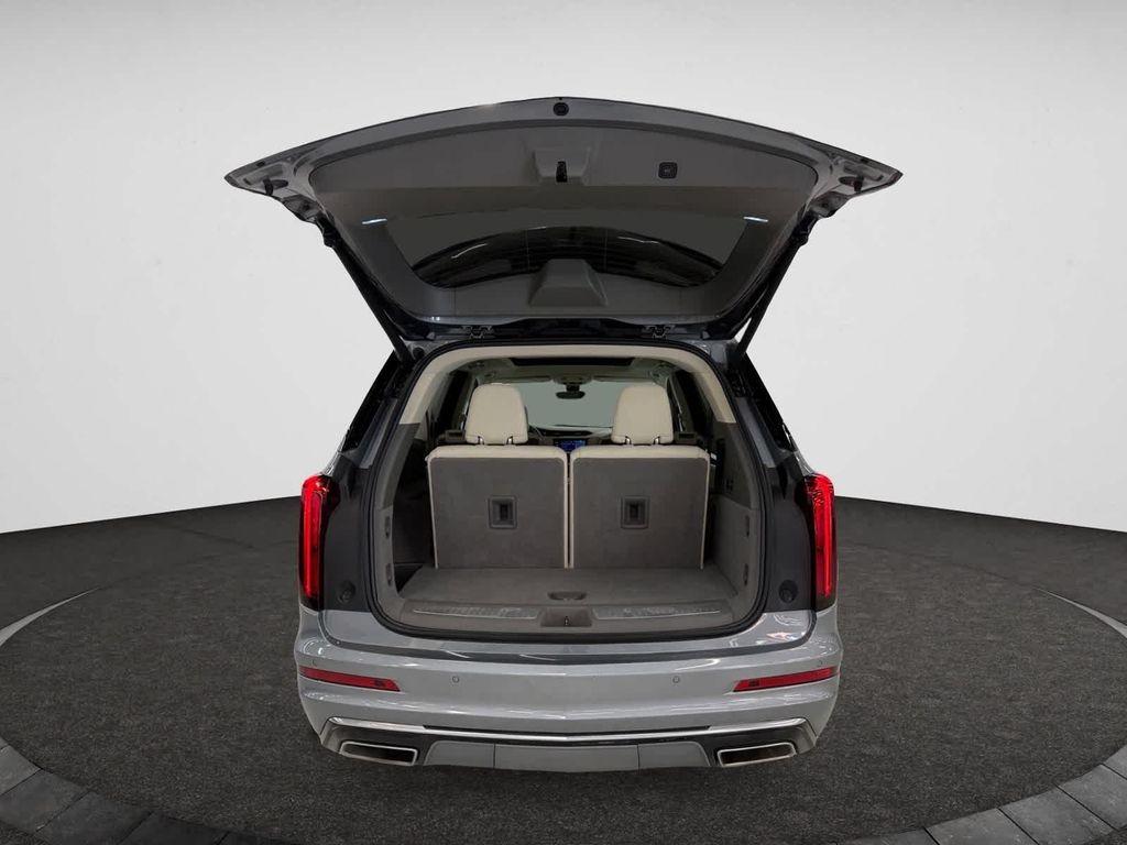 used 2024 Cadillac XT6 car, priced at $49,788