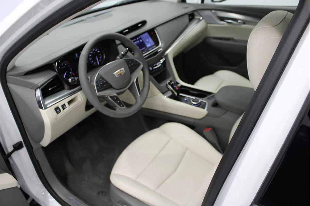 used 2024 Cadillac XT5 car, priced at $46,988