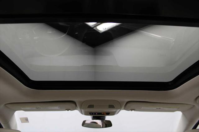 used 2021 Cadillac XT5 car, priced at $36,488