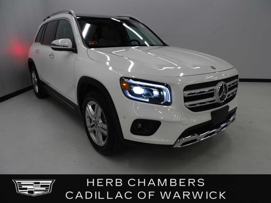 used 2021 Mercedes-Benz GLB 250 car, priced at $32,998