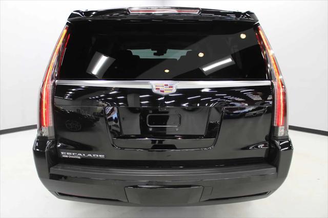 used 2020 Cadillac Escalade ESV car, priced at $44,998