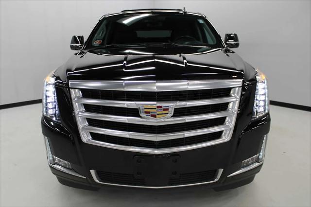 used 2020 Cadillac Escalade ESV car, priced at $44,998