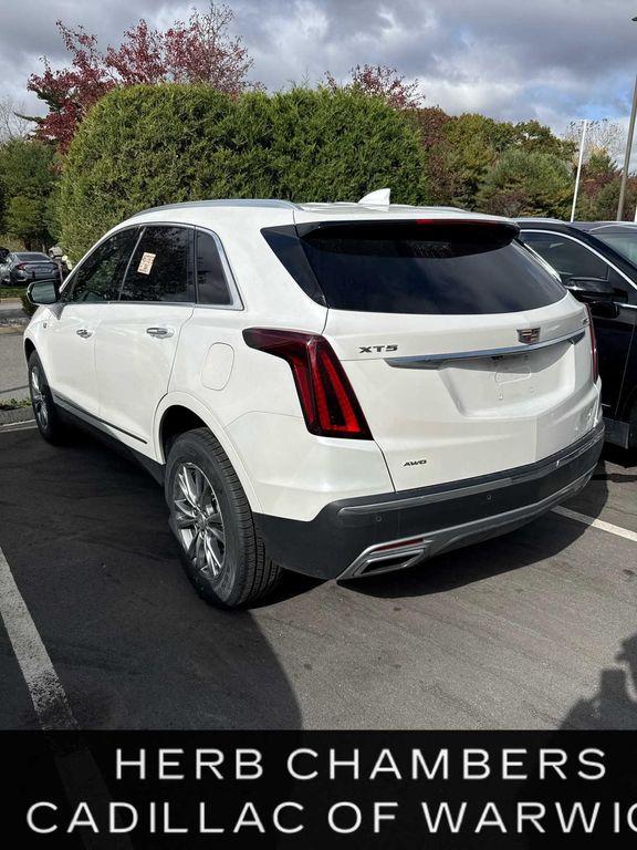 used 2022 Cadillac XT5 car, priced at $35,798