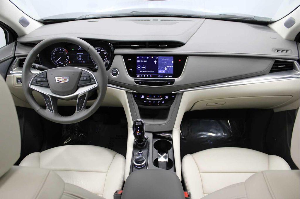 used 2024 Cadillac XT5 car, priced at $42,498