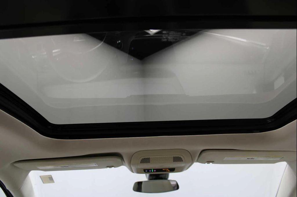 used 2024 Cadillac XT5 car, priced at $42,498