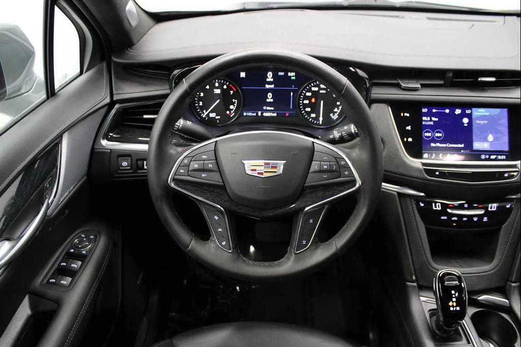 used 2023 Cadillac XT5 car, priced at $32,888