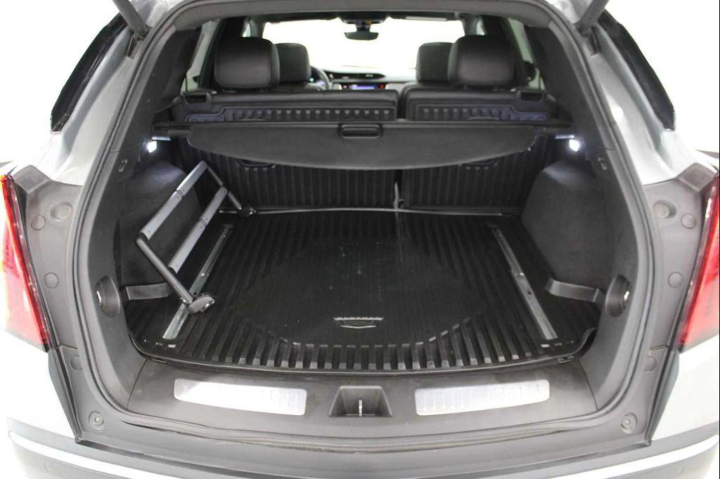 used 2023 Cadillac XT5 car, priced at $32,888