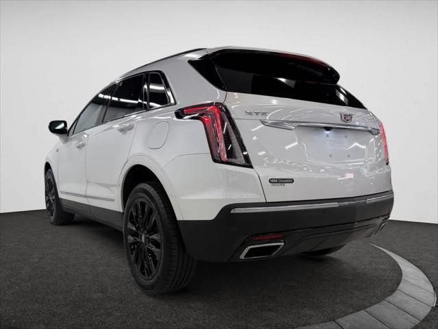 used 2022 Cadillac XT5 car, priced at $38,688