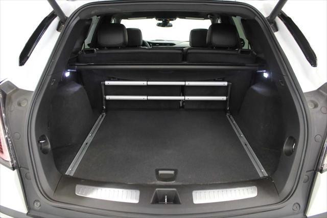 used 2022 Cadillac XT5 car, priced at $38,688