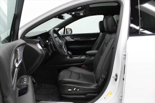 used 2022 Cadillac XT5 car, priced at $38,688