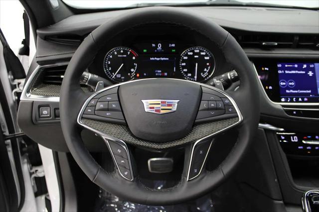 used 2022 Cadillac XT5 car, priced at $38,688